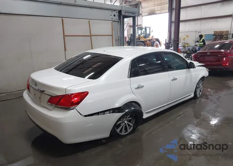 2011 Toyota Avalon Limited из США, поврежденный, VIN 4T1BK3DB8BU417230